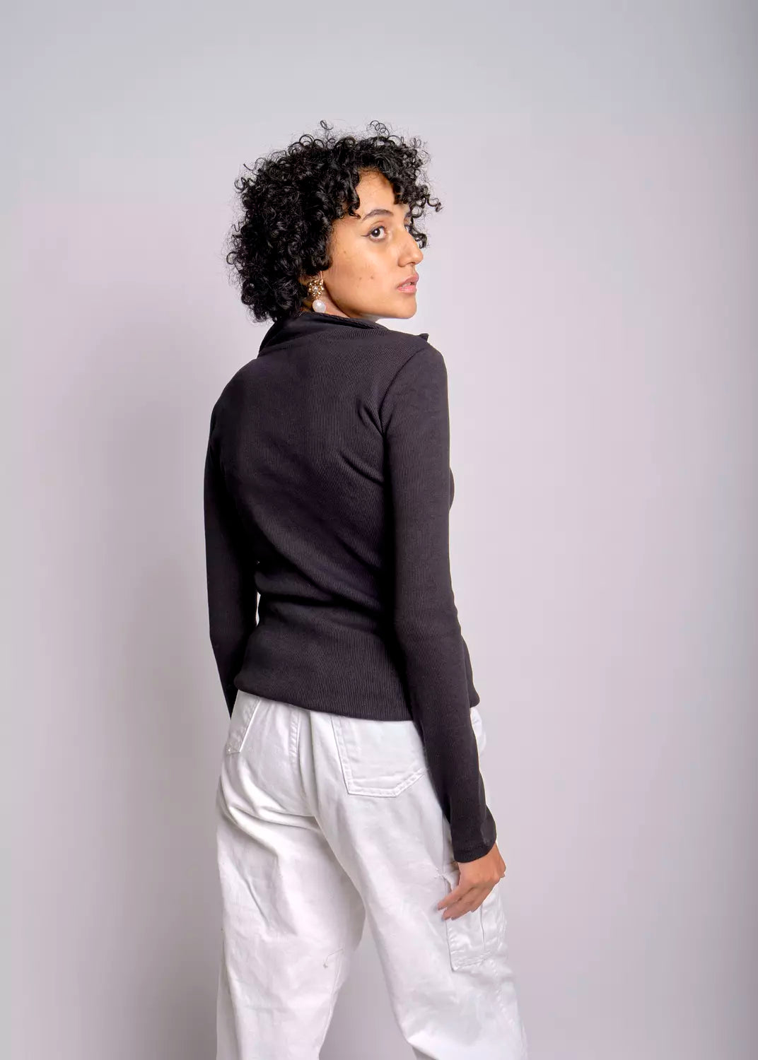 V-NECK basic ribbed top
