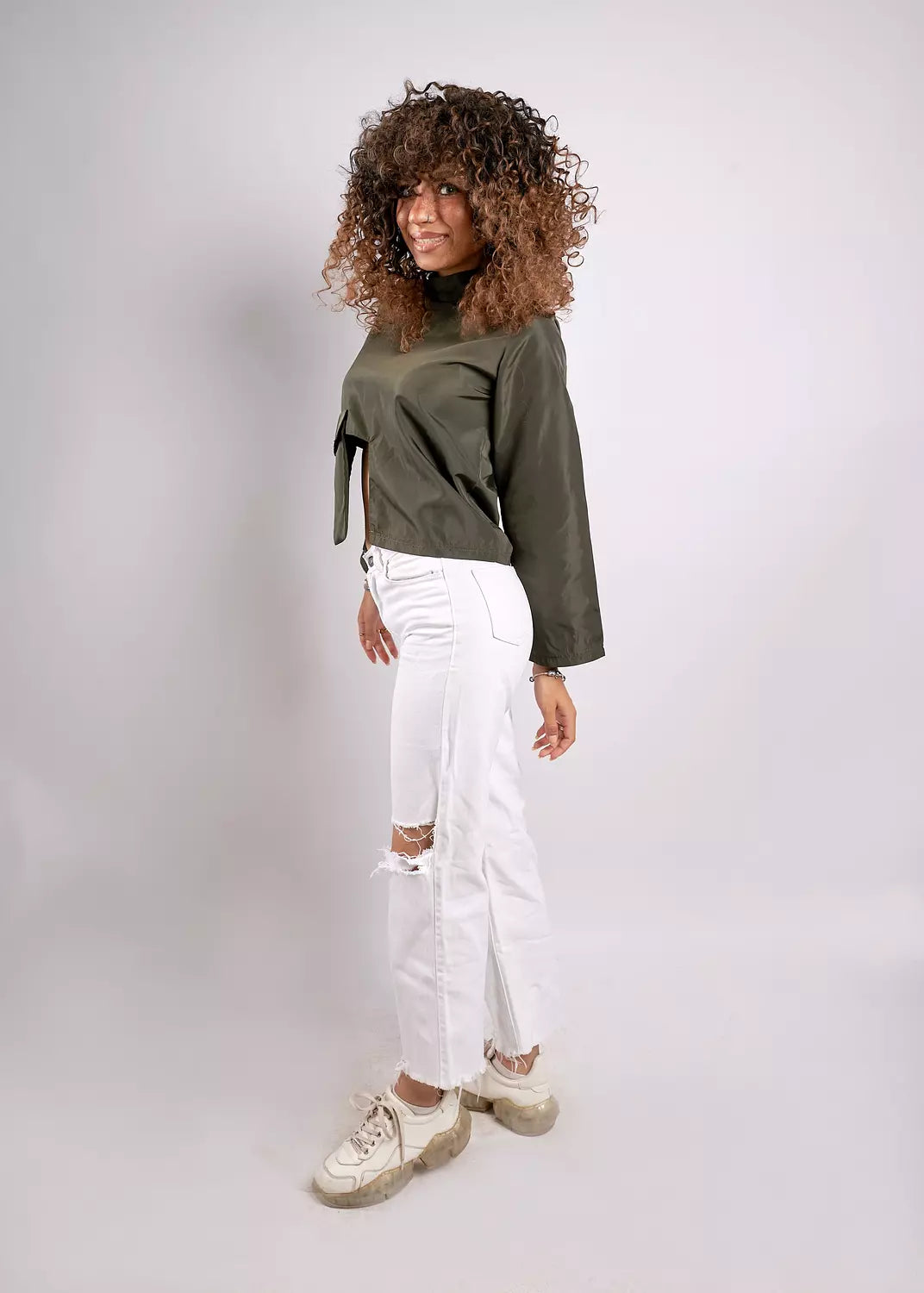Cropped Twisty Cargo Top